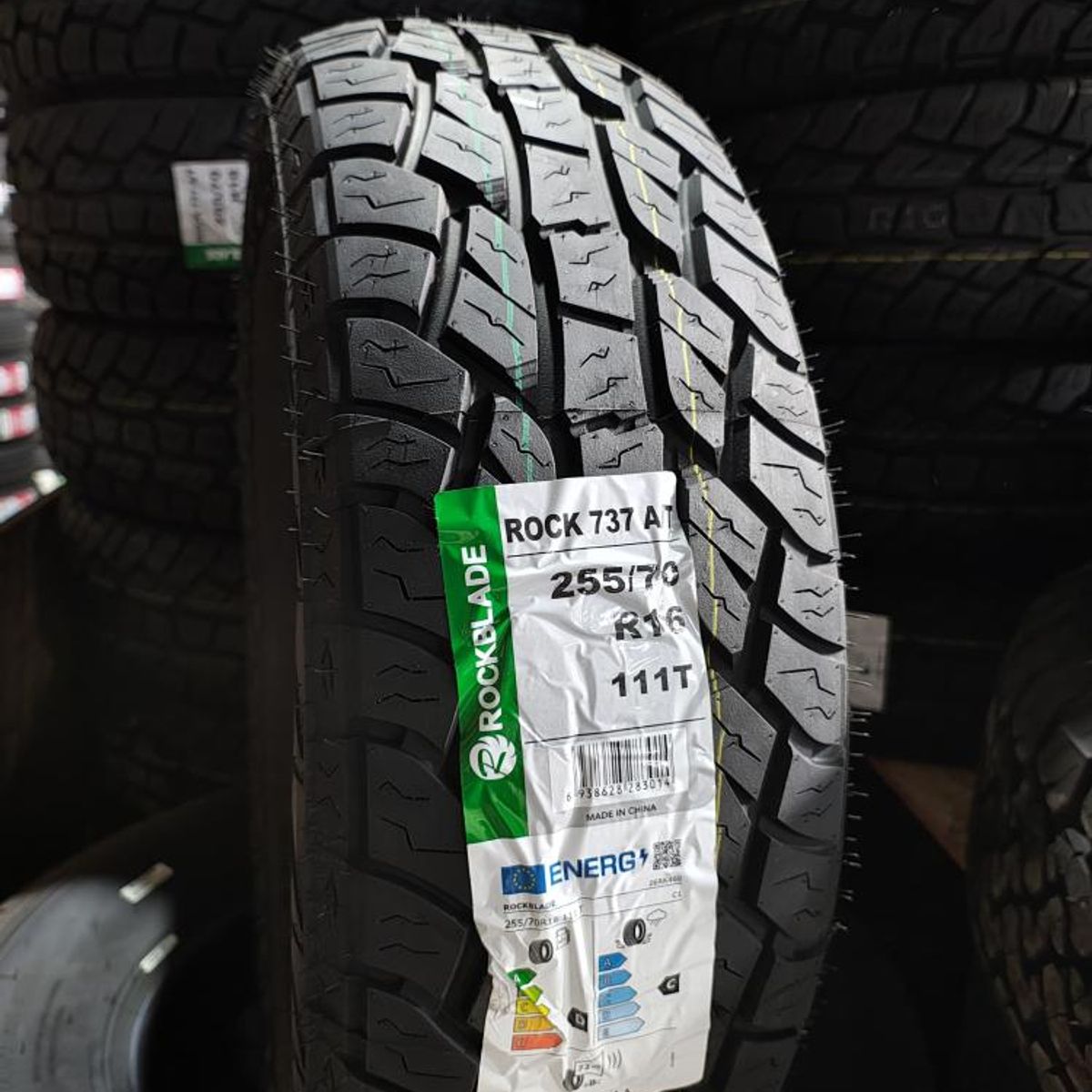 ROCKBLADE - NEUMATICO 25570 R16 W ROCKBLADE ROCK 737 AT 111T