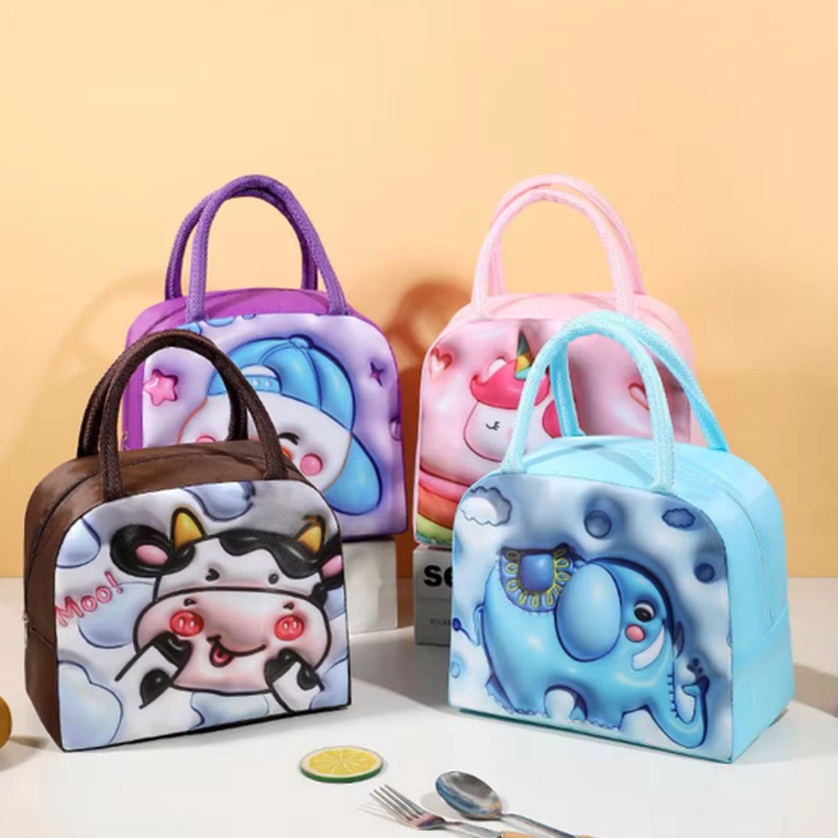 GENERICO - Lonchera Térmica con Diseño de Vaca Kawai-Mantén tus Alimentos Frescos