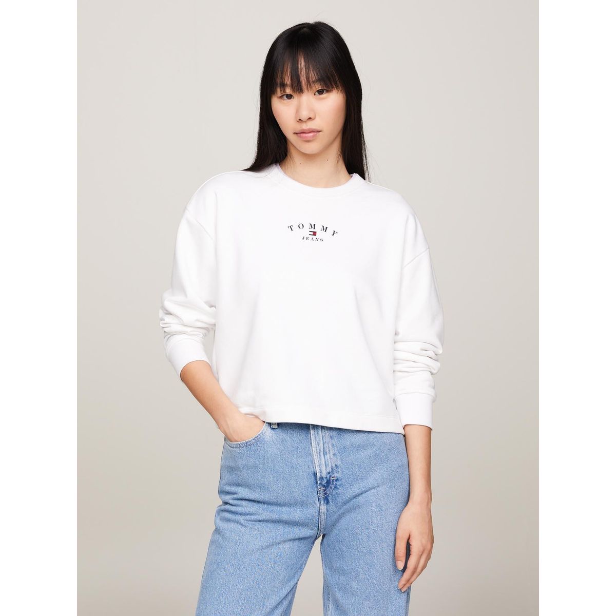 TOMMY HILFIGER - Polerón Relaxed Essential Logo Blanco Tommy Jeans