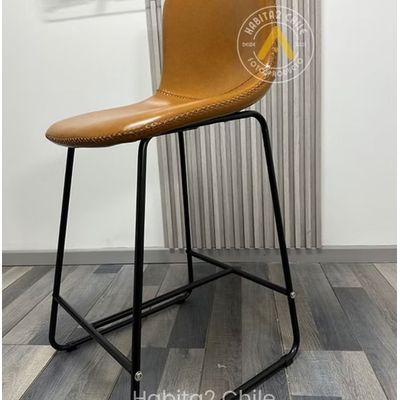 Imagen 2 del producto Taburete Leah Cuero Café 65cm