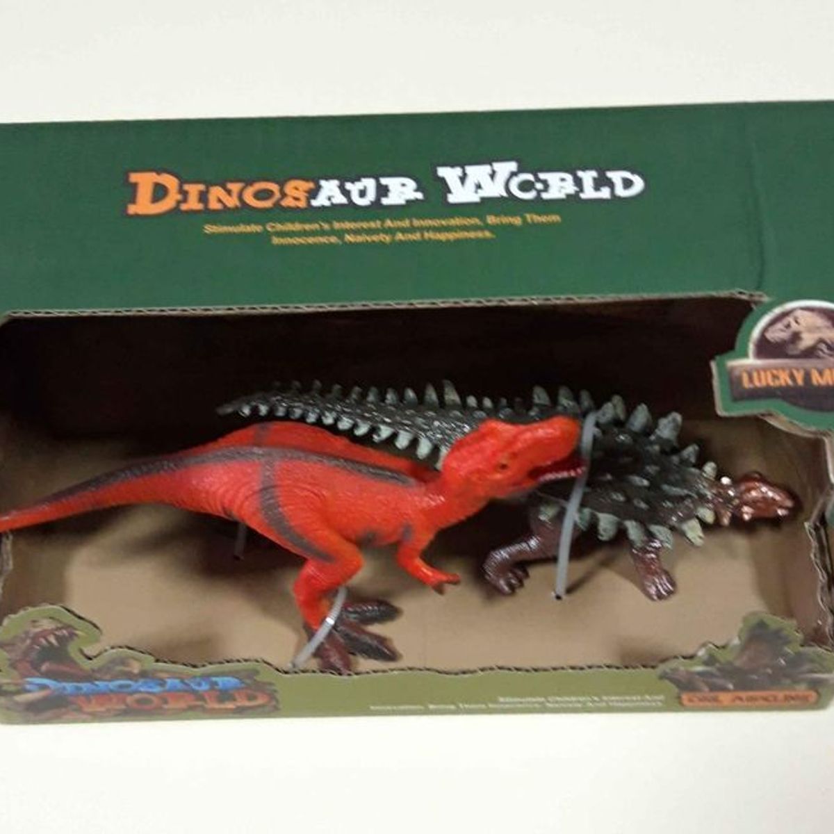 GENERICO - Caja juguete 2 dinosaurios 20cm