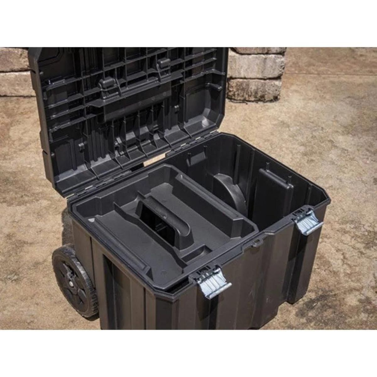 DEWALT - Caja De Herramientas Con Ruedas Dwst17820