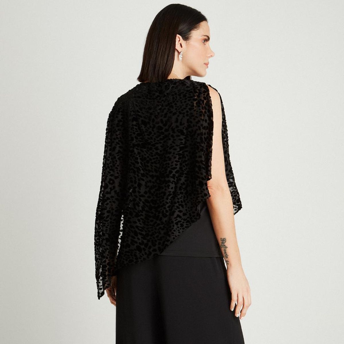 LORENZO DI PONTTI - Túnica Negro Manga Corta Cuello Redondo LORENZO DI PONTTI