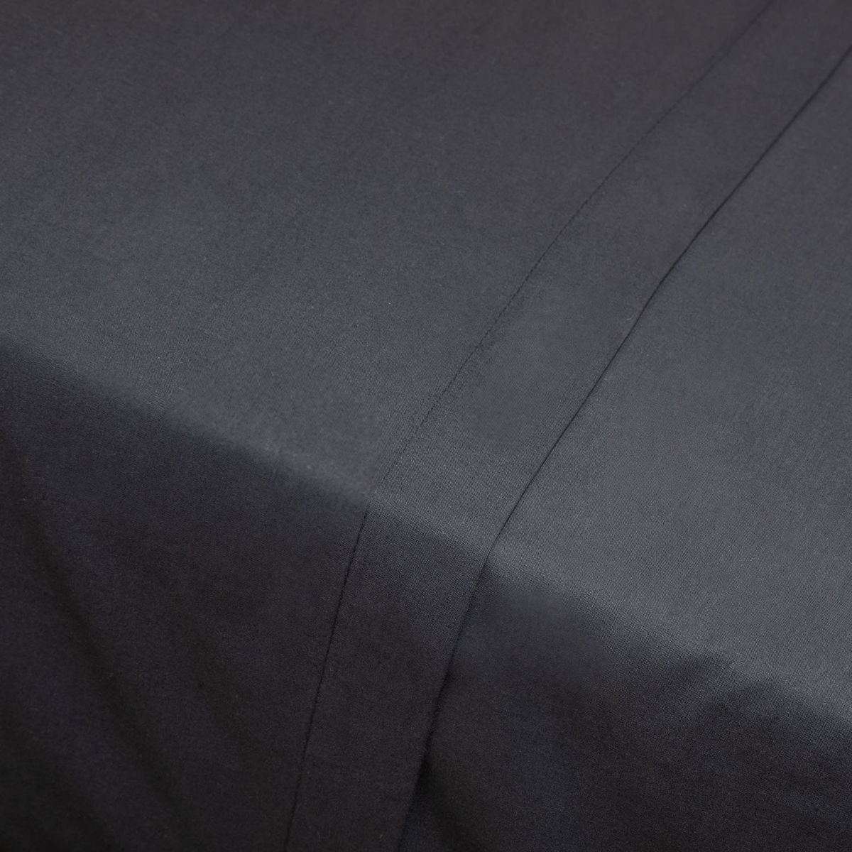 ZAHR - JUEGO DE SABANAS BLACK 144 HILOS 50% ALGODON 50% POLIESTER 2 PLAZAS