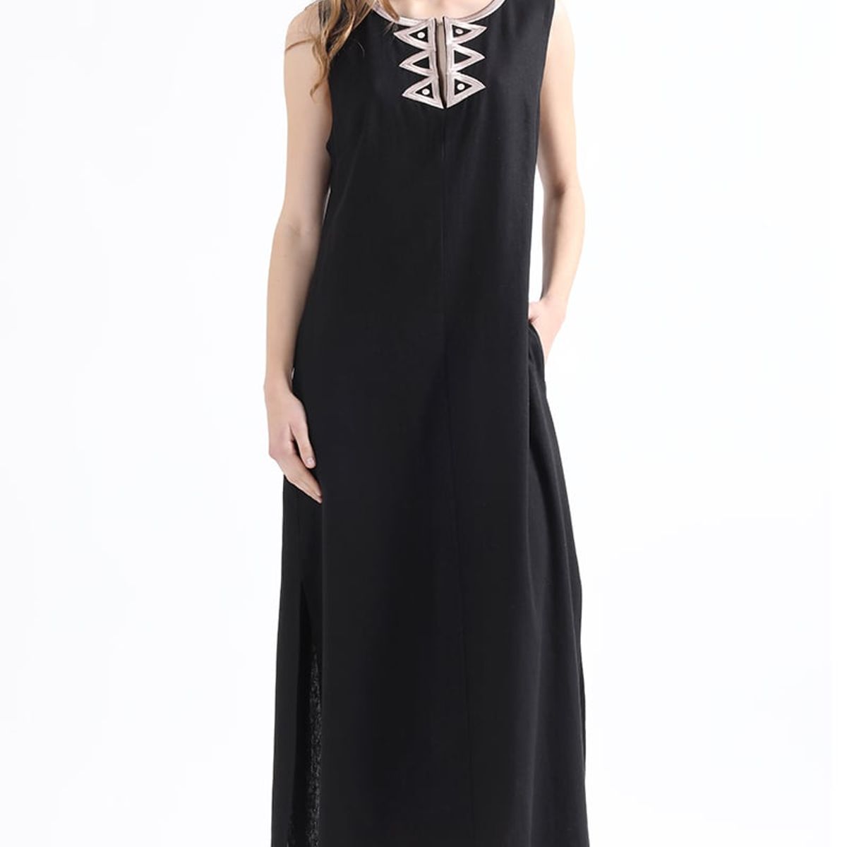 LIOLA - Vestido Maxi Con Lino, Bordado, Negro Liola