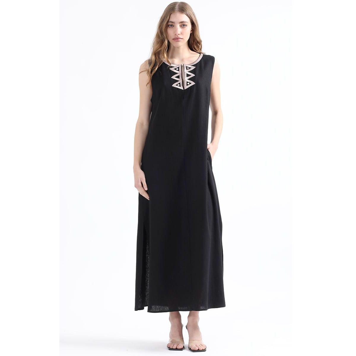 LIOLA - Vestido Maxi Con Lino, Bordado, Negro Liola