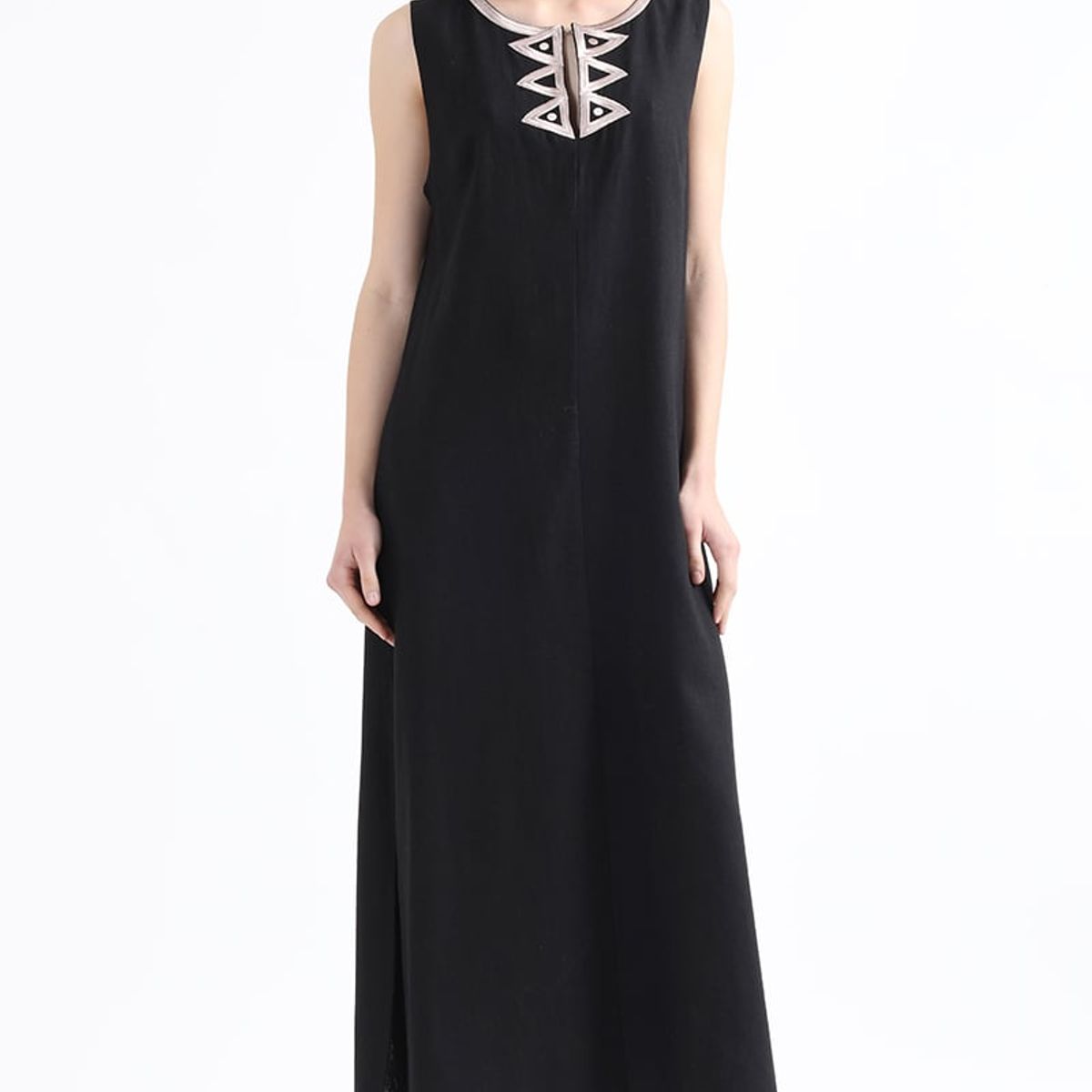 LIOLA - Vestido Maxi Con Lino, Bordado, Negro Liola