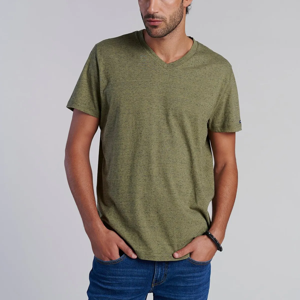 FEROUCH - Polera V Neck Alaska Verde Ferouch