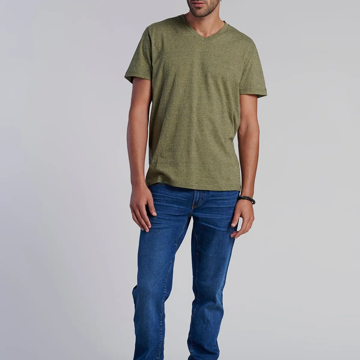 FEROUCH - Polera V Neck Alaska Verde Ferouch