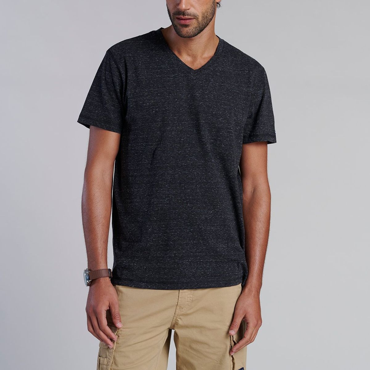FEROUCH - Polera V Neck Alaska Negro Ferouch