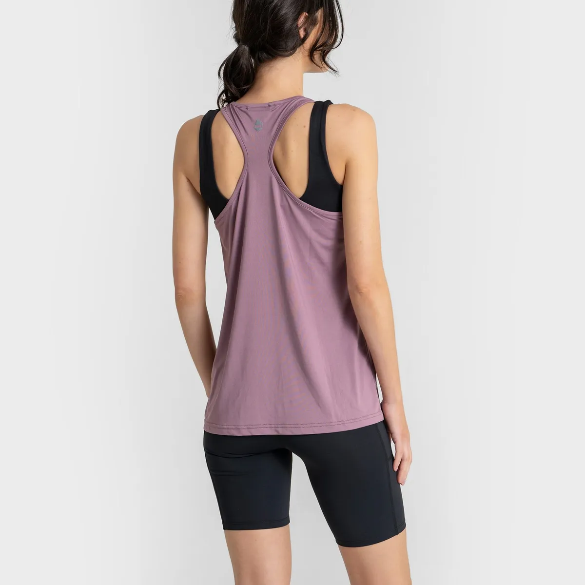 GNOMO - Polera Dryfit Filmak Mujer Gnomo.-