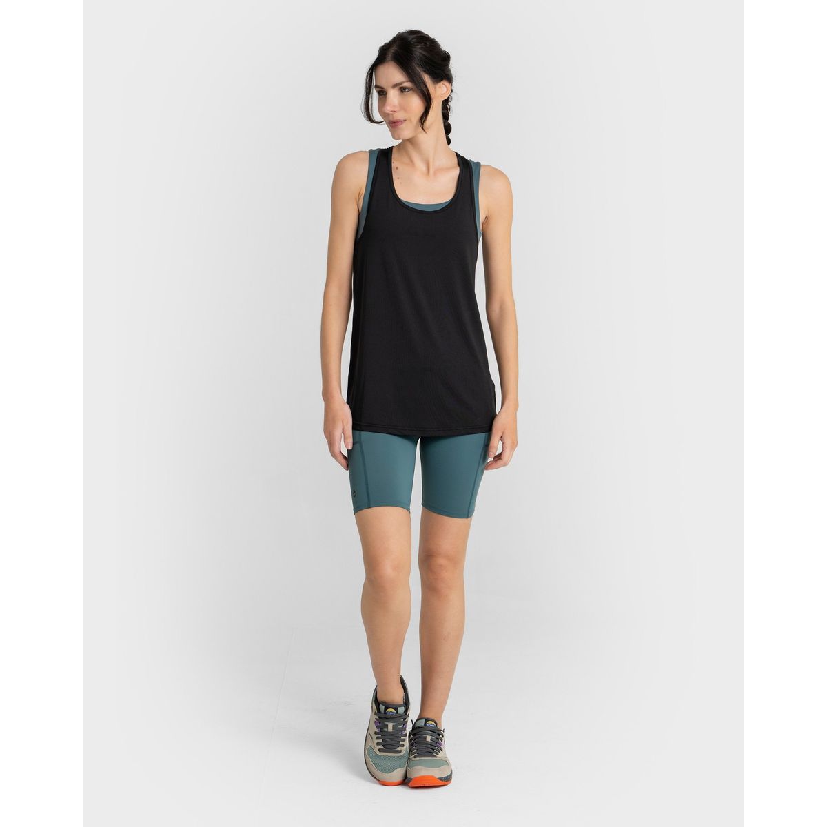 GNOMO - Polera Dryfit Filmak Mujer Gnomo.-