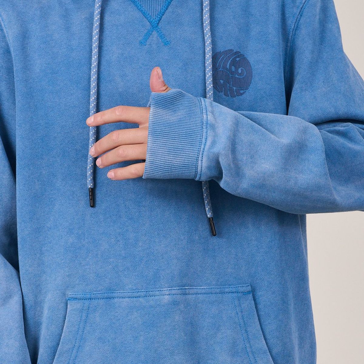 POLEMIC - Poleron procesado tipo canguro VV7197 - Polemic.