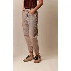 MOMCHIC - Jeans Lourdes Localizado Celeste