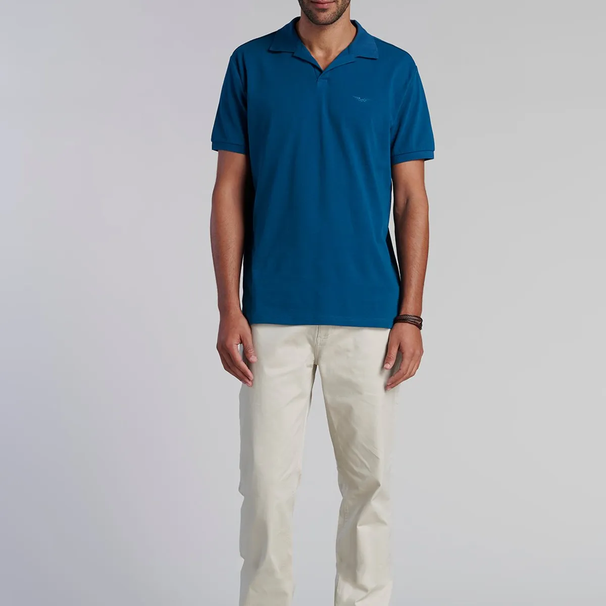 FEROUCH - Polera V Neck Polo Delaware Verde Ferouch