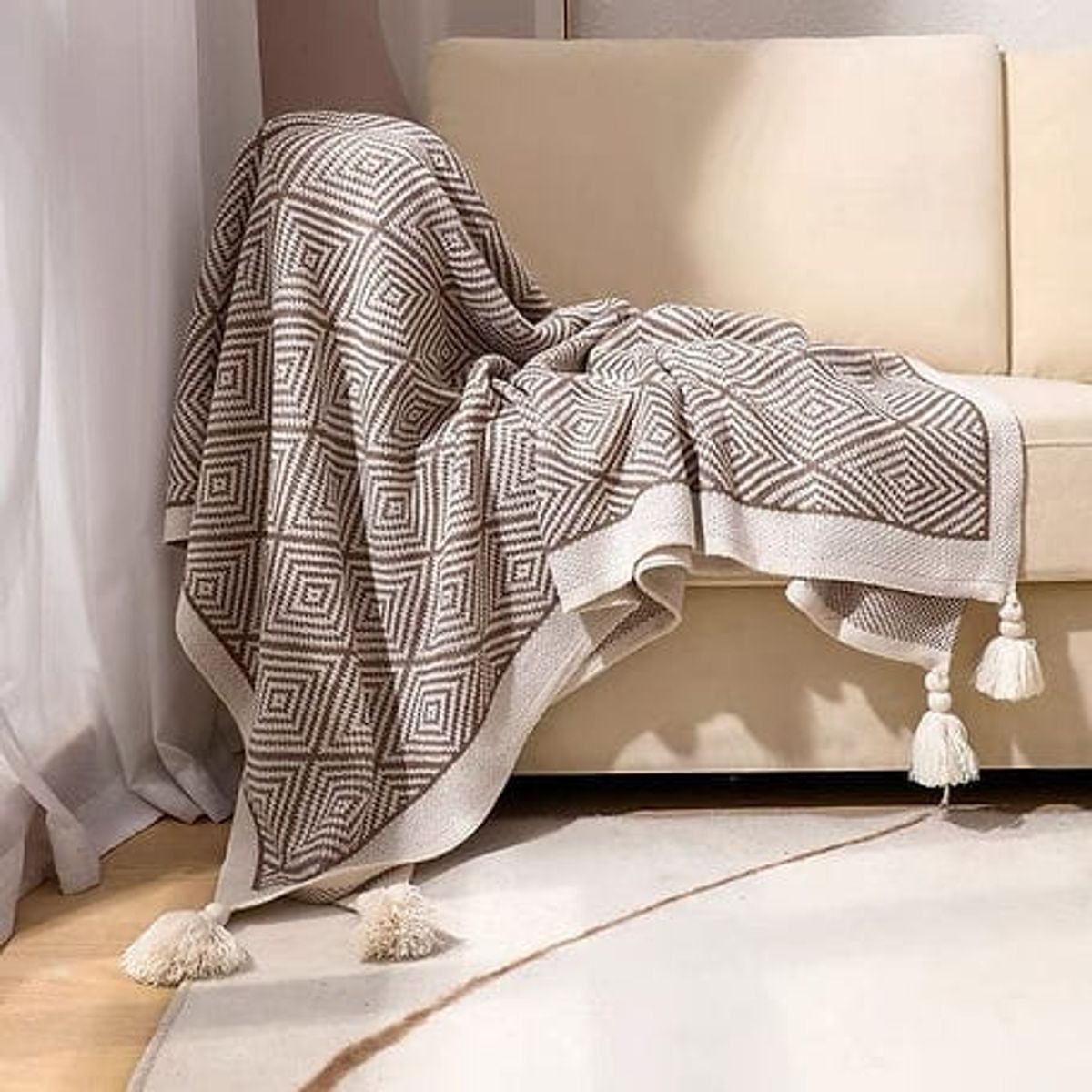 GENERICO - Mantas Decorativas con Rombos Cafe, Medidas 127 cm x 175 cm