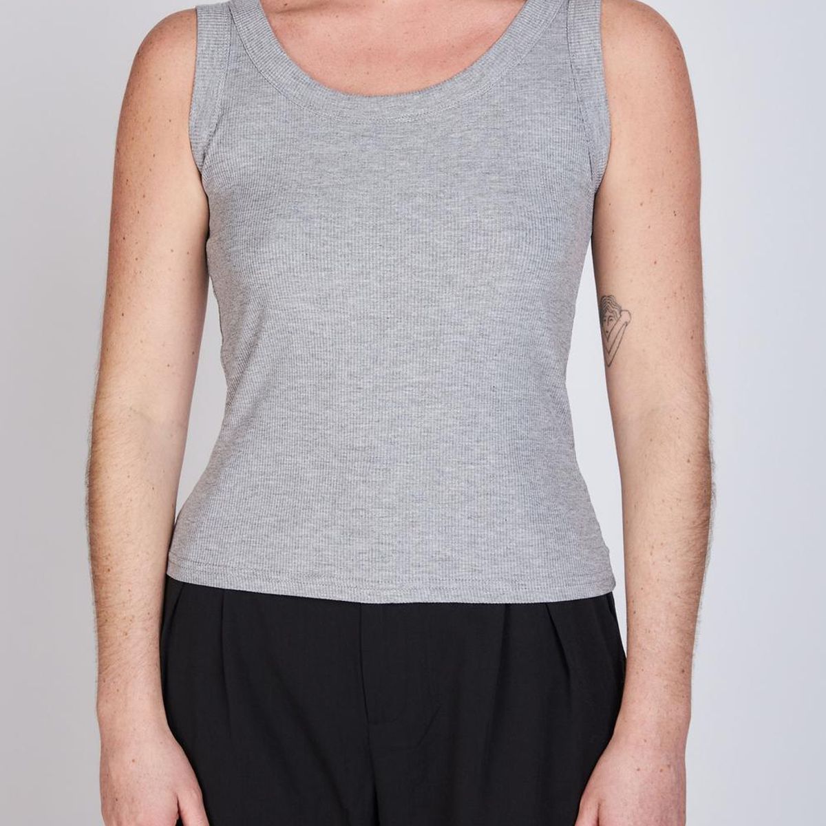 ECLIPSE - Polera Rib Musculosa Lara Gris Eclipse ECLIPSE