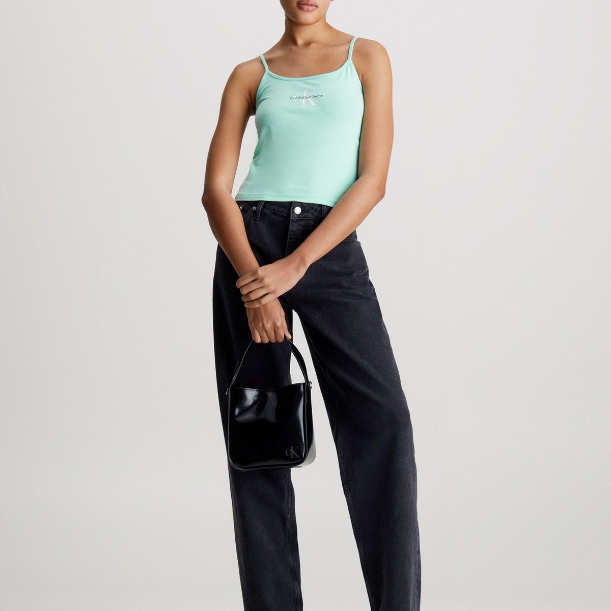 CALVIN KLEIN - Polera Monologo Strappy Verde Calvin Klein