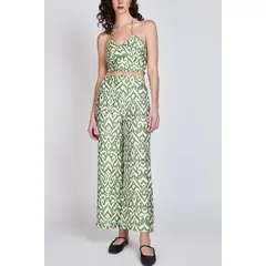 ECLIPSE - Top Al Cuello Leticia Verde