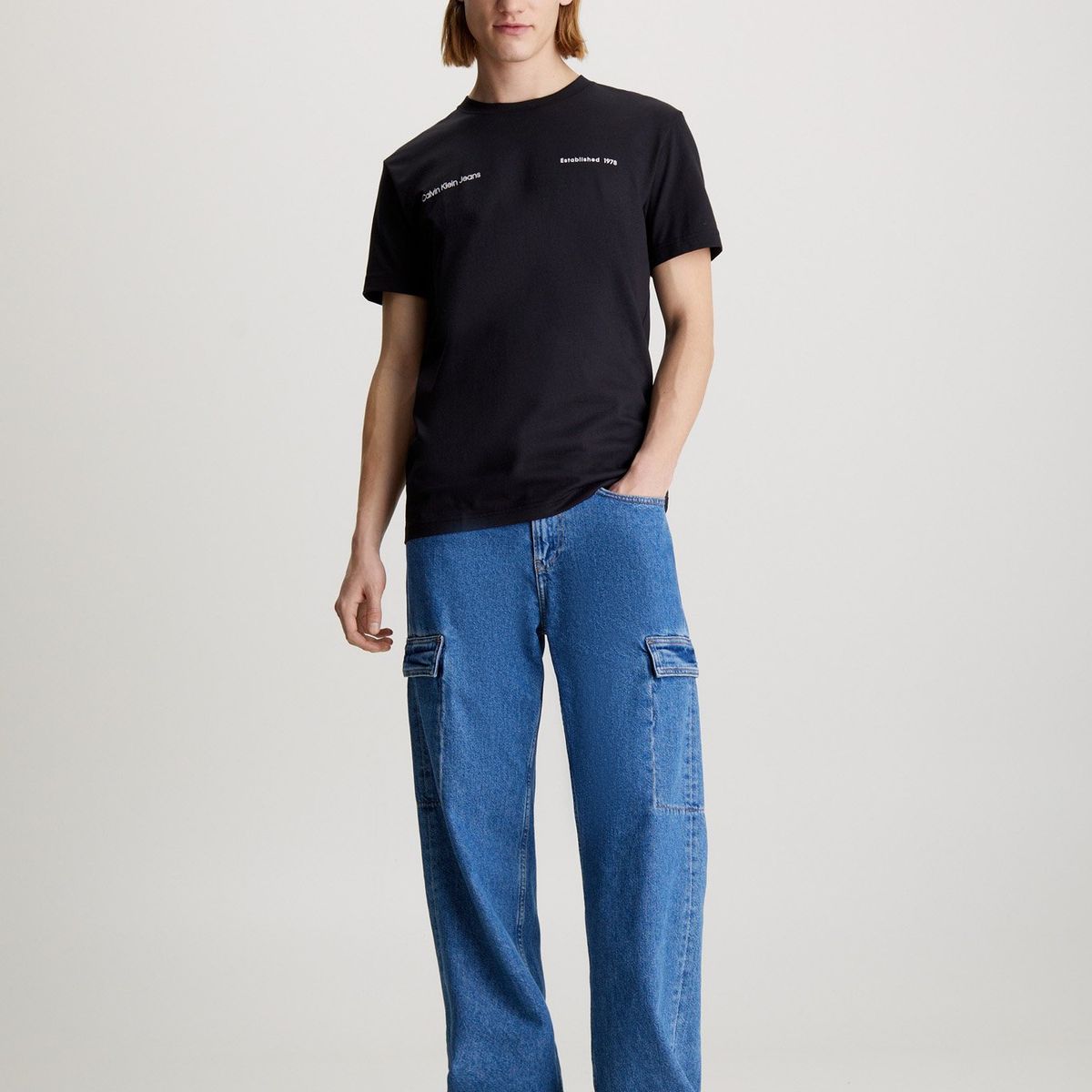 CALVIN KLEIN - Polera Big Box Logo Negro Calvin Klein