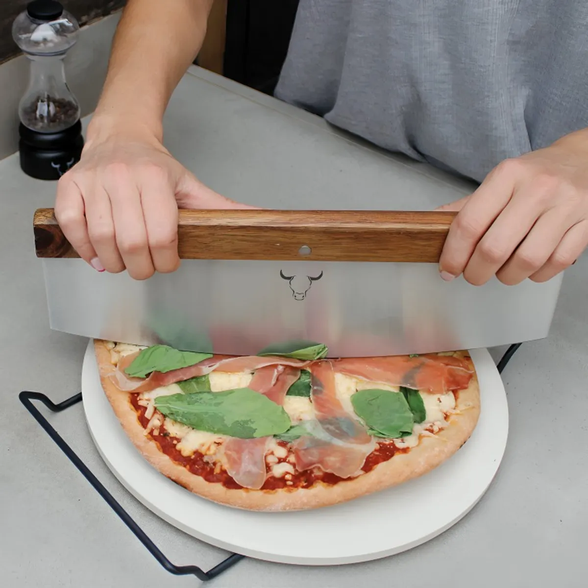 WAYU - SET PIZZA PIEDRA + CORTADOR WAYU