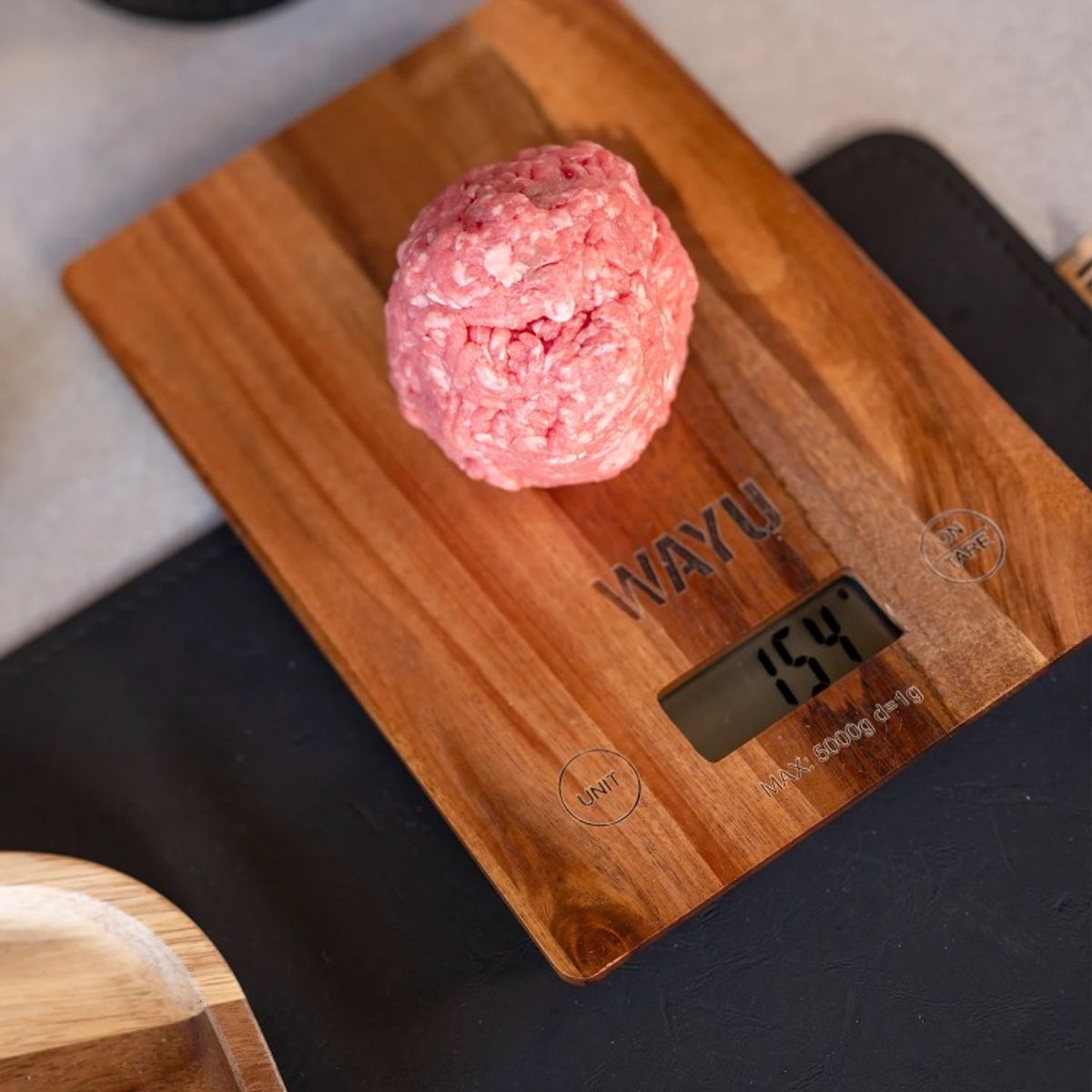 WAYU - PESA MADERA  DE ACACIA WAYU