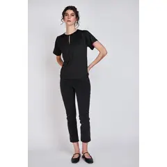 ECLIPSE - Polera Manga Campana Gala Negro Woman by WOMAN BY