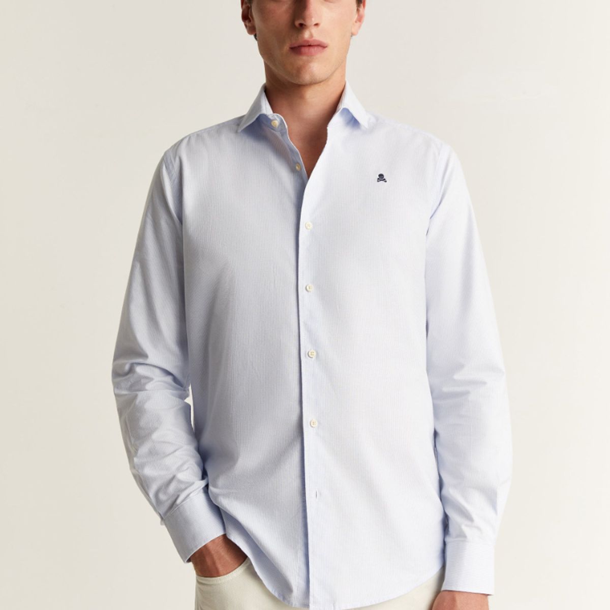 SCALPERS - Camisa Vestir Básica Skybluestripes