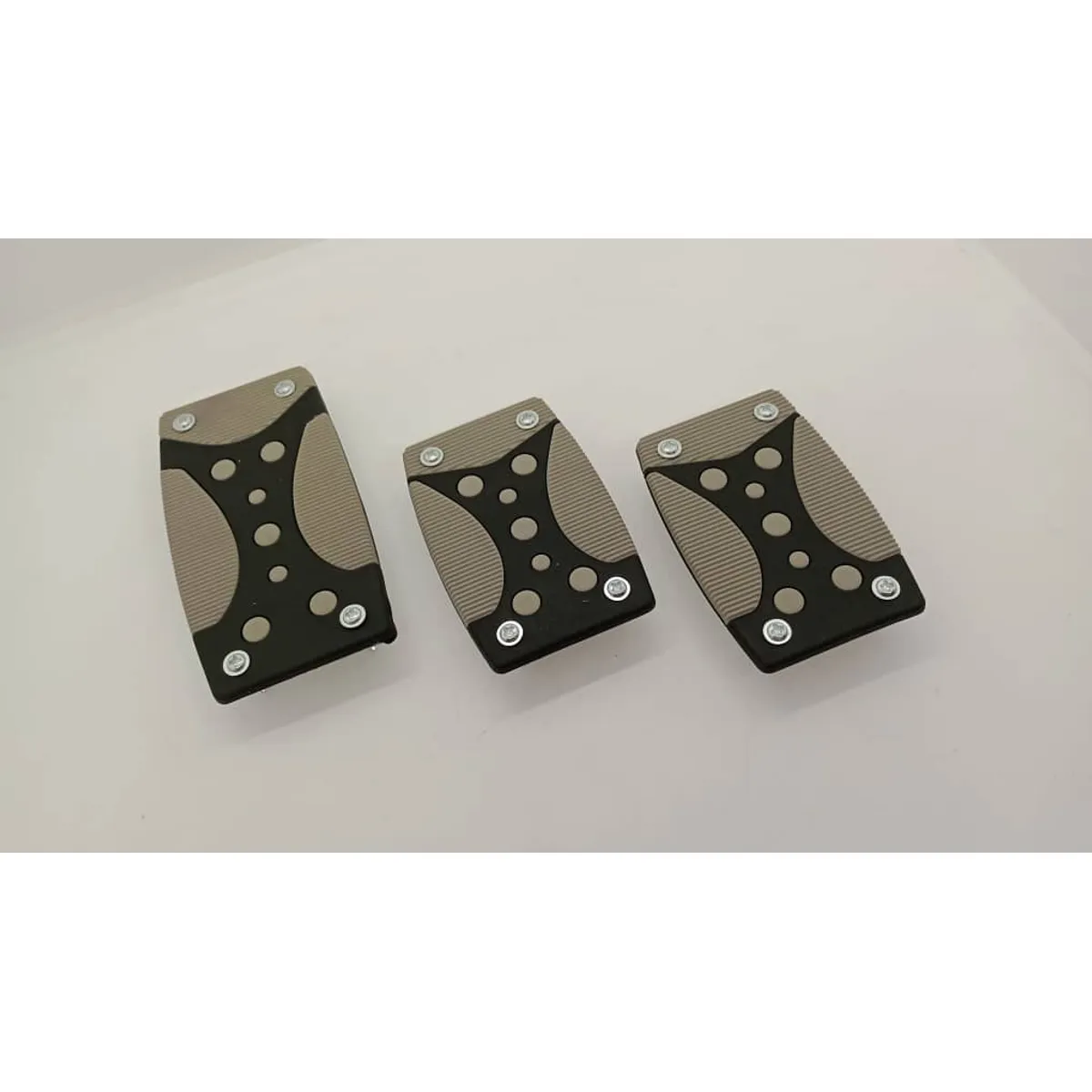 GENERICO - Set cubre pedales auto 3 piezas aluminio y goma Negro gris