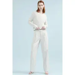 LIOLA - Pantalon Recto Tiro Alto Con Pinza, Crudo