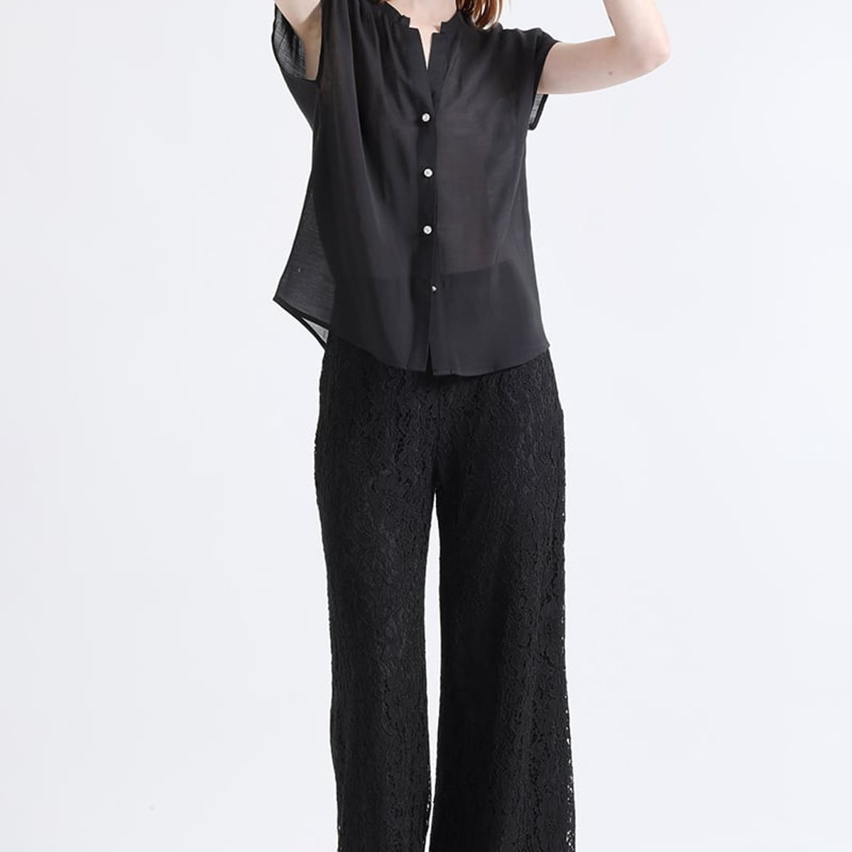 LIOLA - Blusa Tela Fantasia Boton Joya, Negro Liola