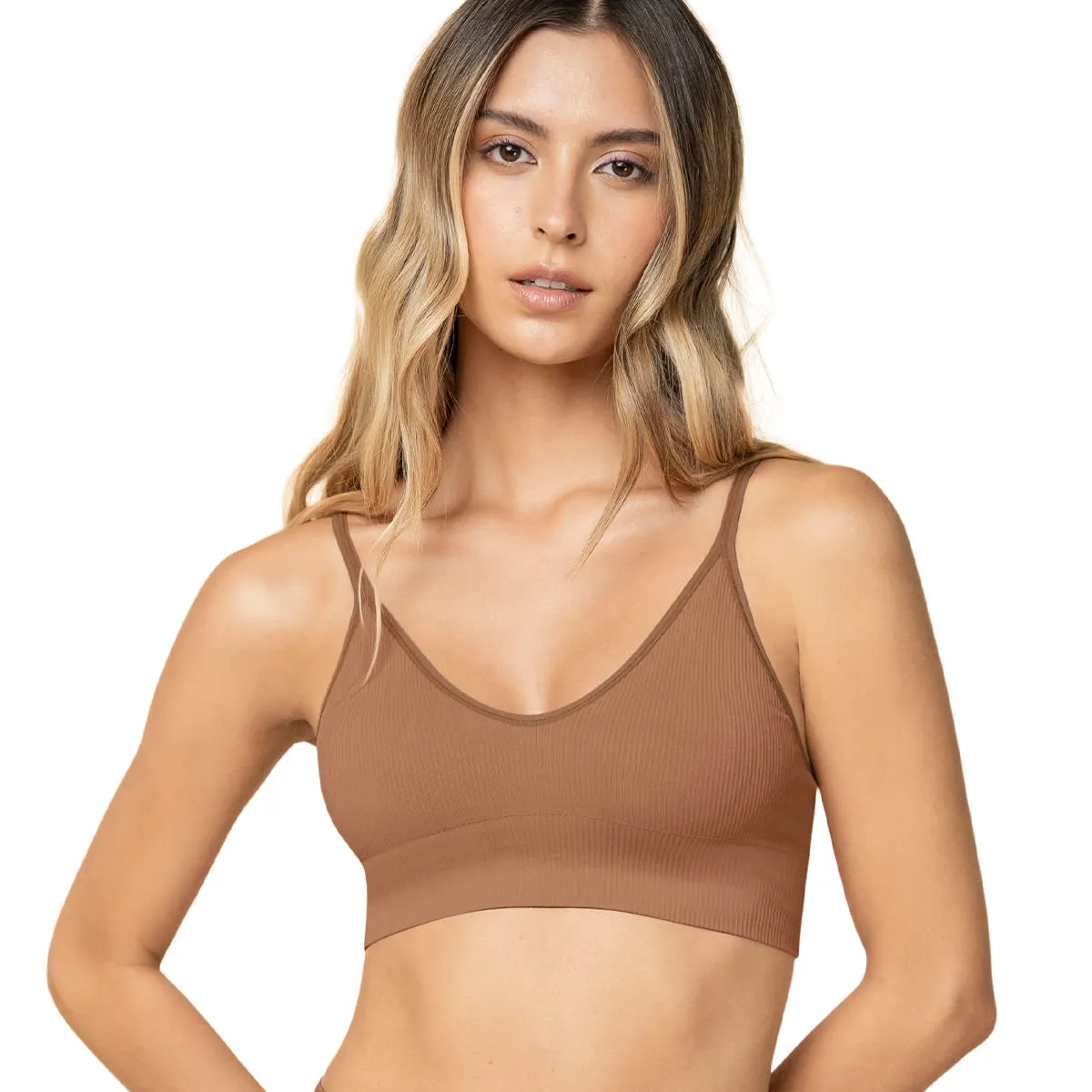 LEONISA - Top en tecnología seamless con textura acanalada Natural Comfort 091088 Café Medio