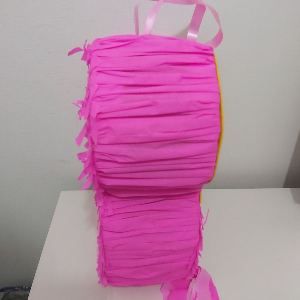 GENERICO - PIÑATA DE MINIE GOLD