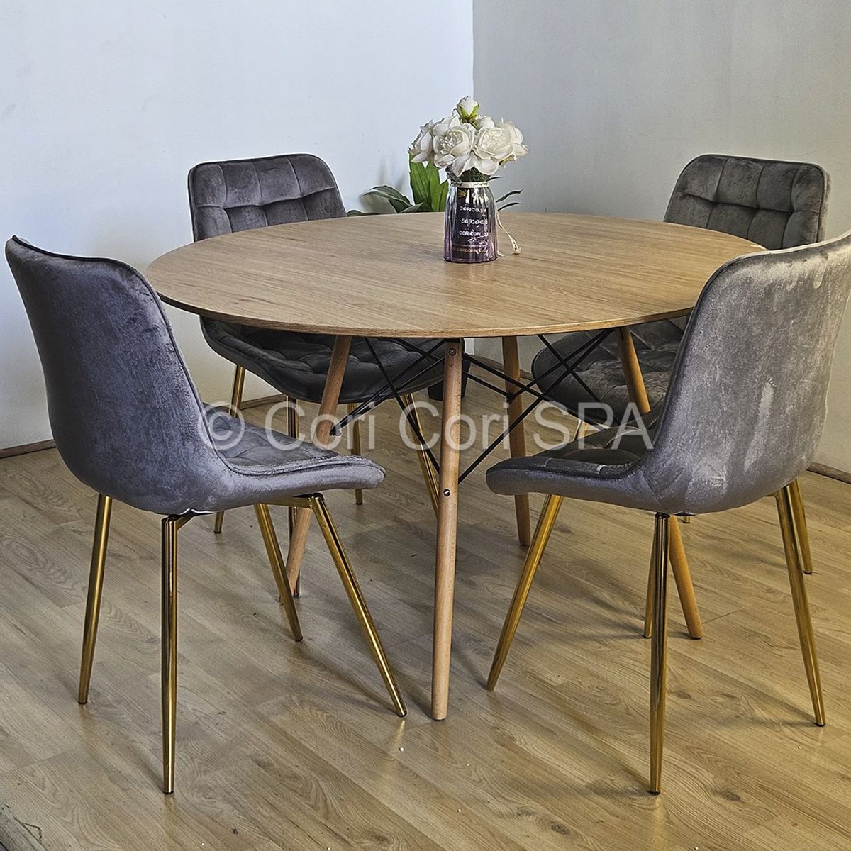 CORI CORI - Comedor Mesa Wood 120cm + 4 Sillas Capitonne Top Gris