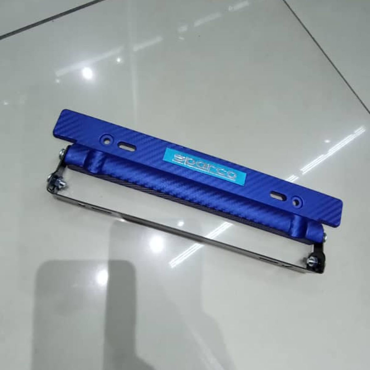 GENERICO - X1 Porta placa auto tipo fibra carbono azul sparco