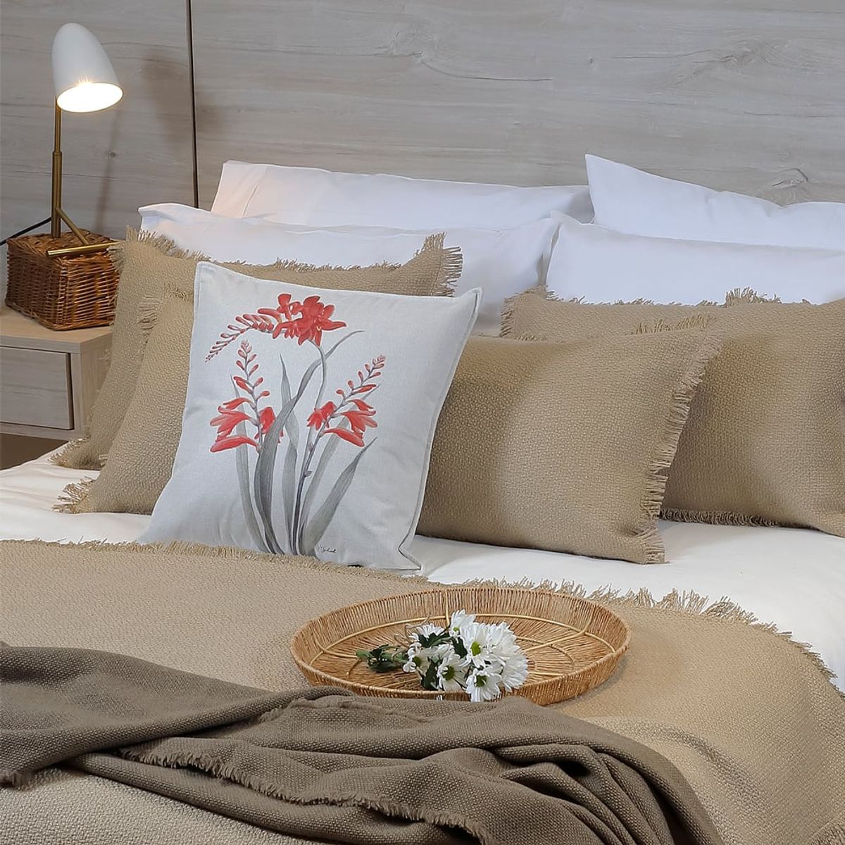 MARGARITA SCHEEL BY CASA ALVARINHO - Funda Cojín Crocosmia 45x45