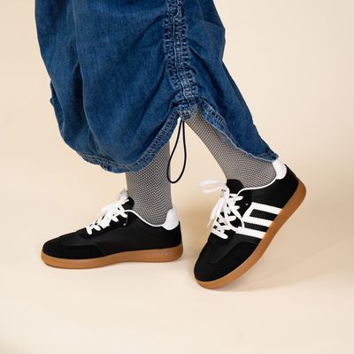 Imagen 2 del producto Zapatilla Mujer Negro Blanco Barbara Apóstol