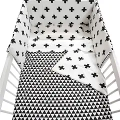 MAMAS & PAPAS - SET DE ROPA DE CAMA BLANCO Y NEGRO 140 X 70CM