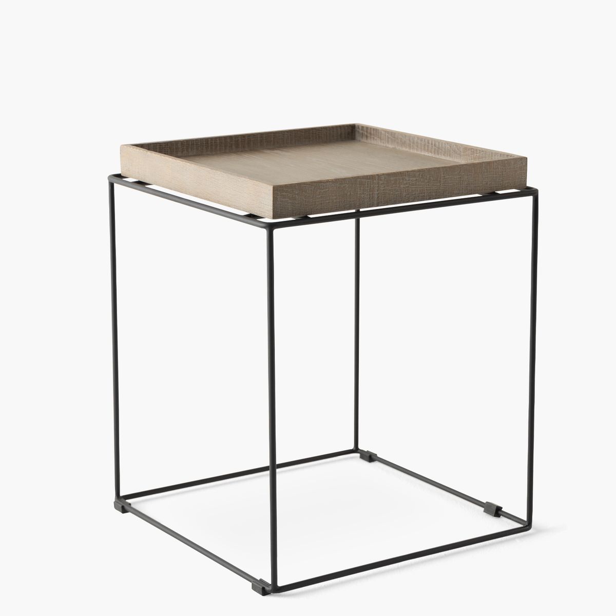 FORM DESIGN - Mesa Lateral Danubio Roble Envejecido Form