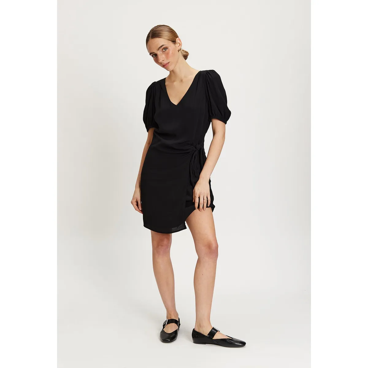 IO - Vestido Corto Negro Mujer Io