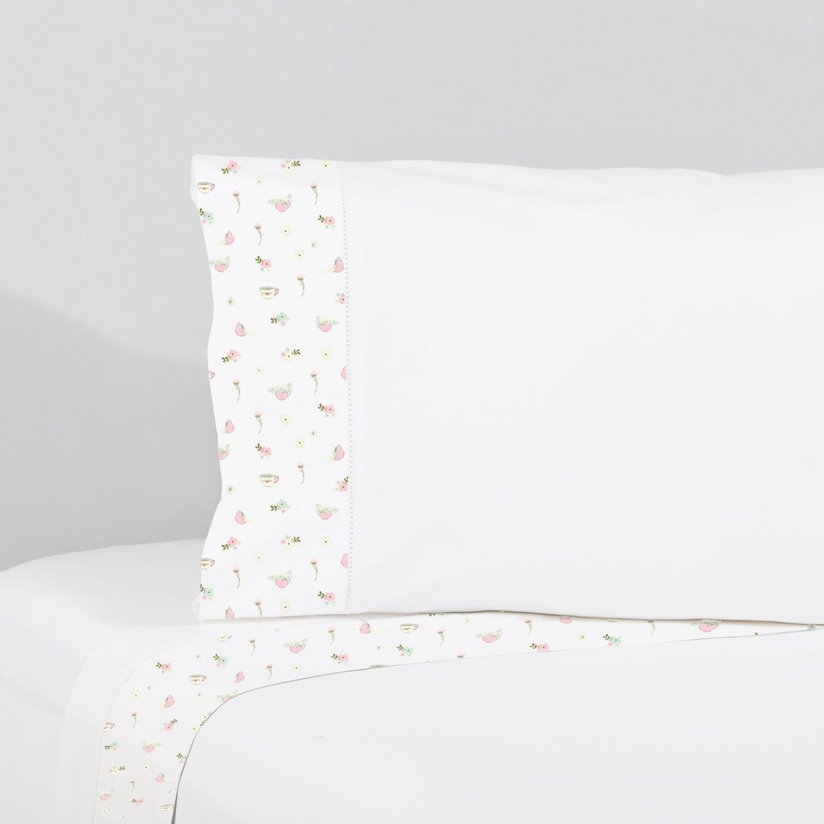 NINA HERRERA - Sábana Estampada Tazas Rosa 220 Hilos 1,5 Plaza