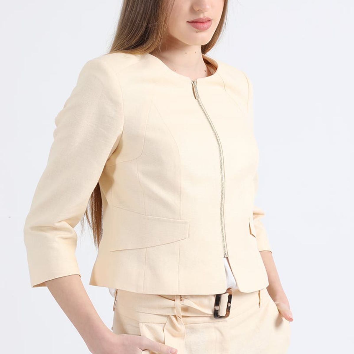 LIOLA - Chaqueta Entallada Lino Algodón, Beige Liola