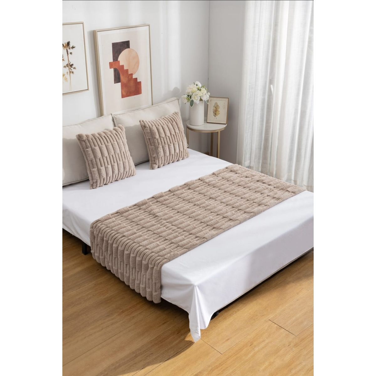 ANGELES DEL HOGAR - Piecera Peludas  2 plazasKing + 2 fundas de cojin  Beige Oscuro