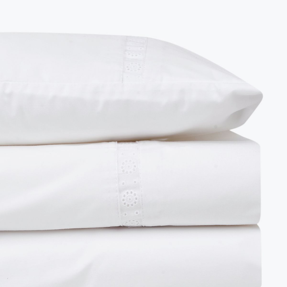 NINA HERRERA - Sábana Básica Manu Flor Blanca 220 Hilos Cuna