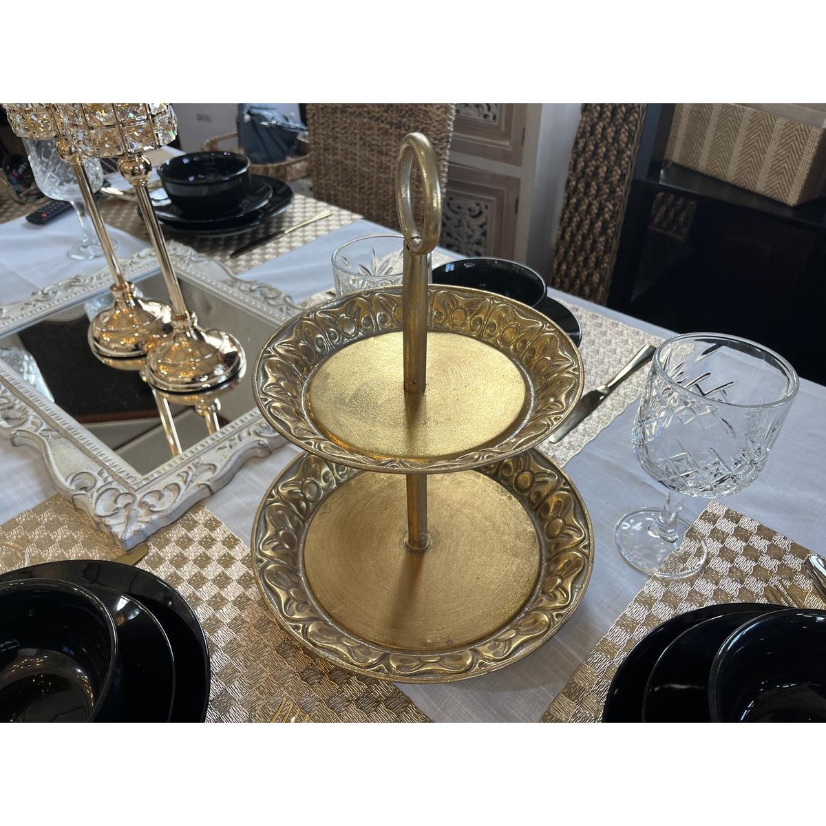 GENERICO - Bandeja de 2 Pisos en Dorado