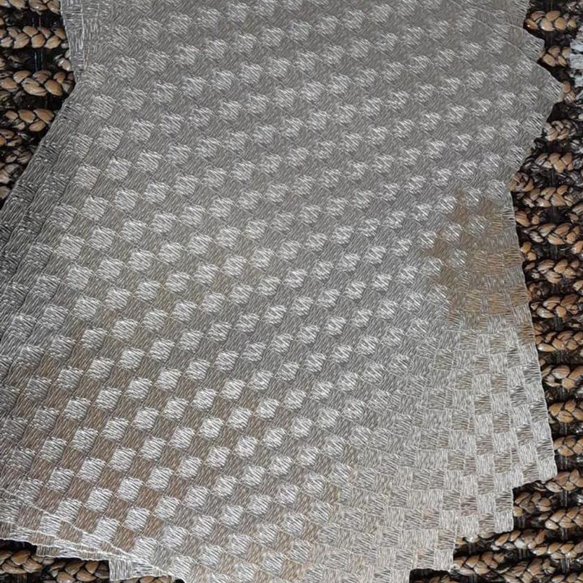 GENERICO - Set de 6 Individuales Limpiables Dorado