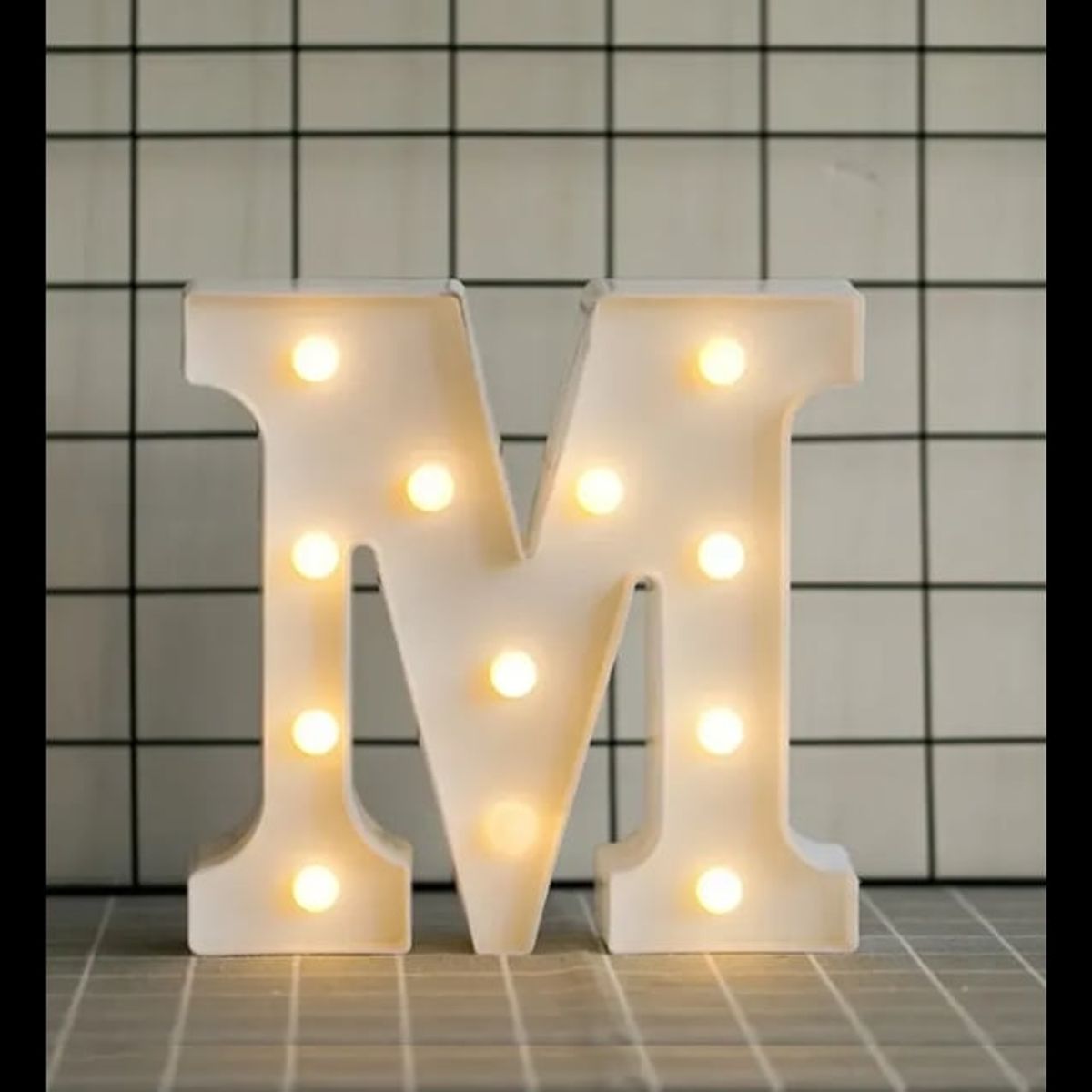 GENERICO - Letras Con Luces Led «M»