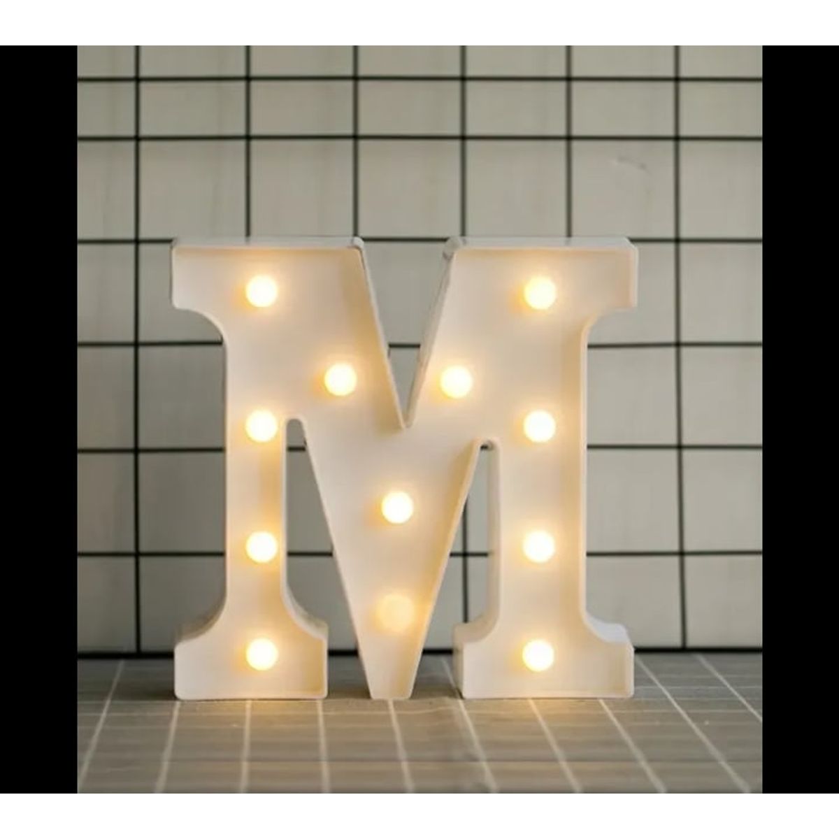 GENERICO - Letras Con Luces Led «M»