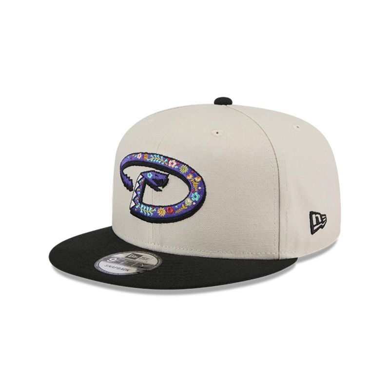 NEW ERA - Gorro 9fifty MLB Arizona Diamondbacks Floral Fill Light Beige