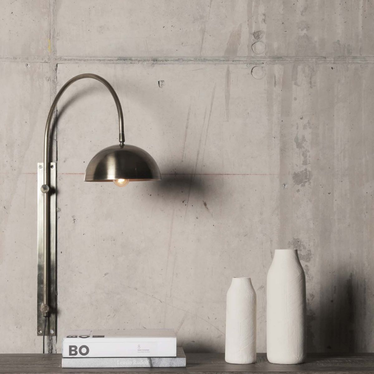 FORM DESIGN - Lámpara de Pared Bogen Bronce Form